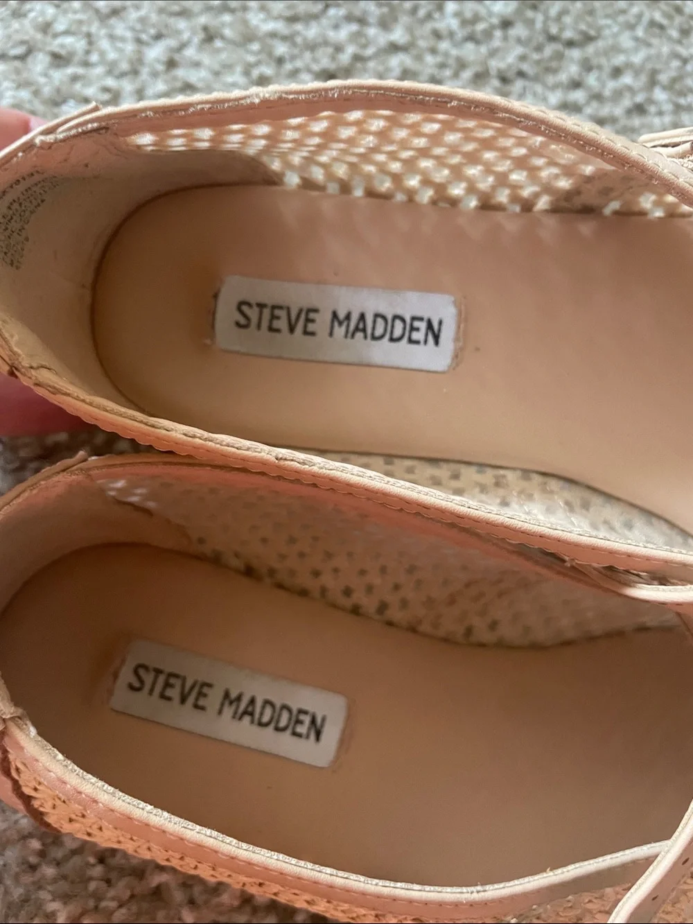 Steve Madden Luxxy Mary Jane Flat in Tan ✨ Size 9 1/2